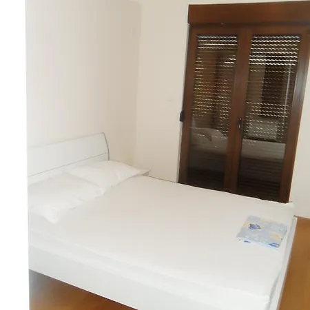 Apartmani Maini